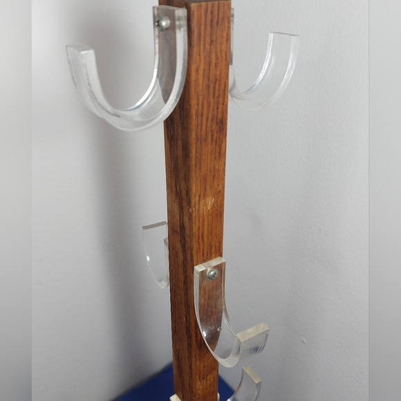 Vintage Wooden Mug Rack/Tree/Stand w/6 Lucite Hooks - Picture 10 of 11